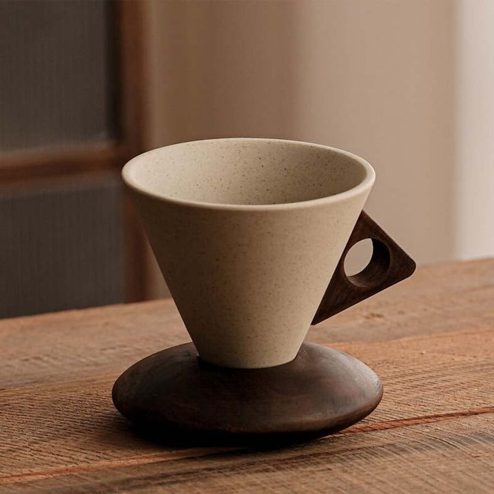 Mabel - Caneca de café cónica premium