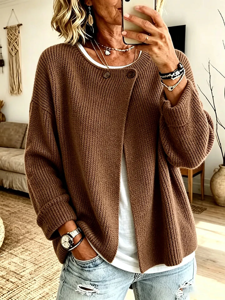 Anisa - Cardigan de malha descontraído com detalhe de botão