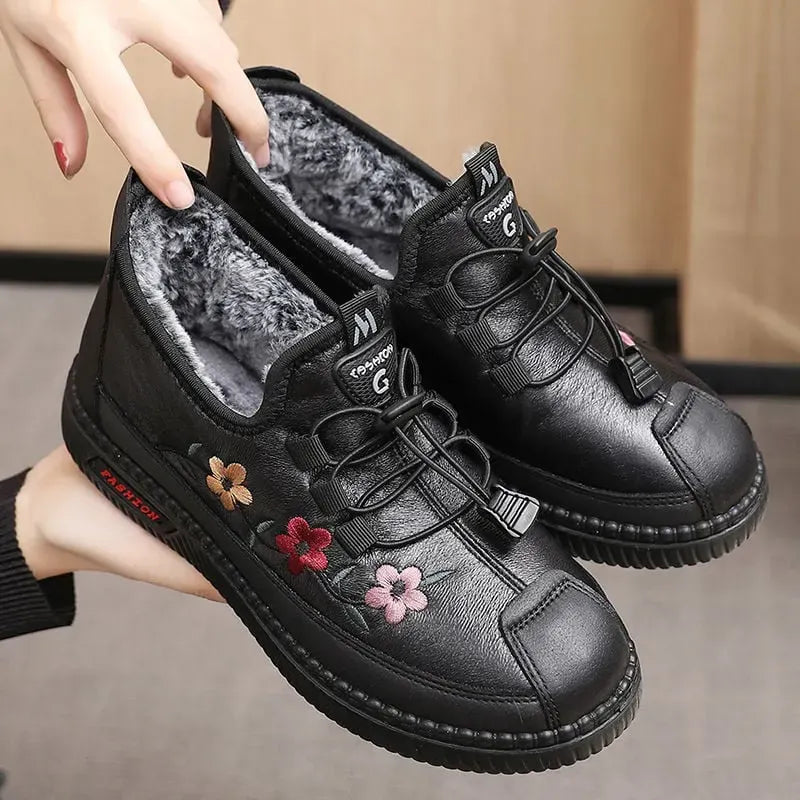 Verisse - Botins confortáveis com bordados florais