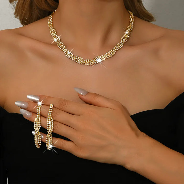 Alessara - Conjunto de Joias com Torção em Cristal