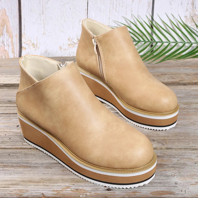 Neve - Botins com salto em cunha