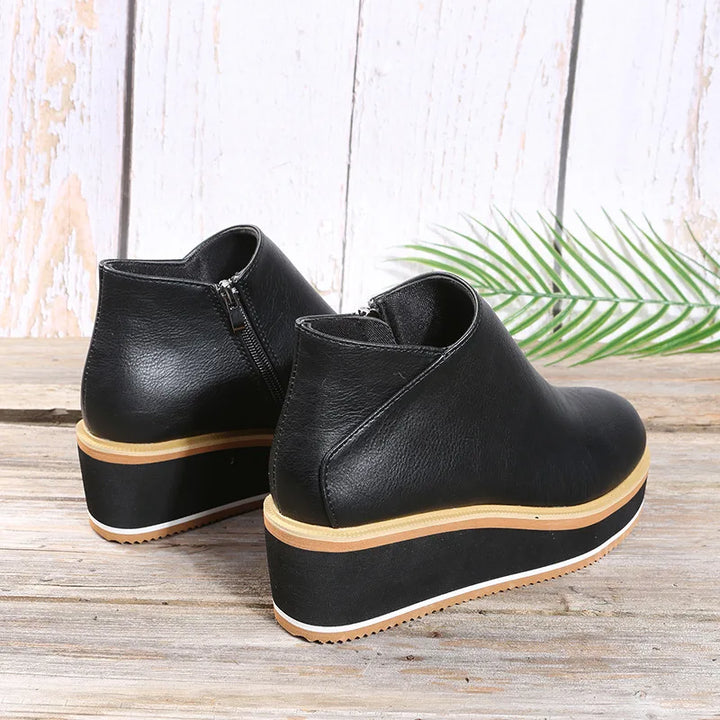 Neve - Botins com salto em cunha