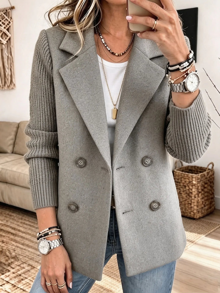 Adalene - Blazer de abotoamento duplo com mangas em malha