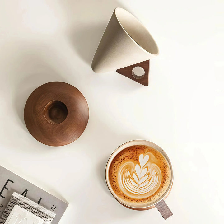 Mabel - Caneca de café cónica premium