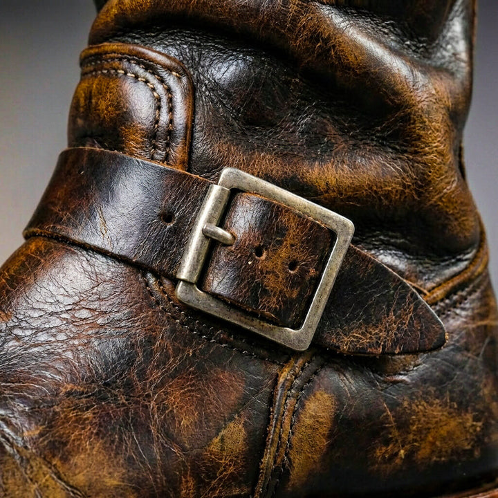Gideon - Botas em pele com fivela vintage