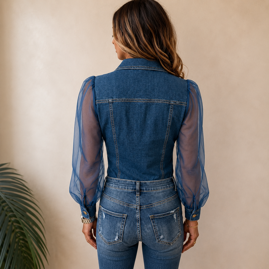 Maren - Blusa com mangas transparentes e botões frontais