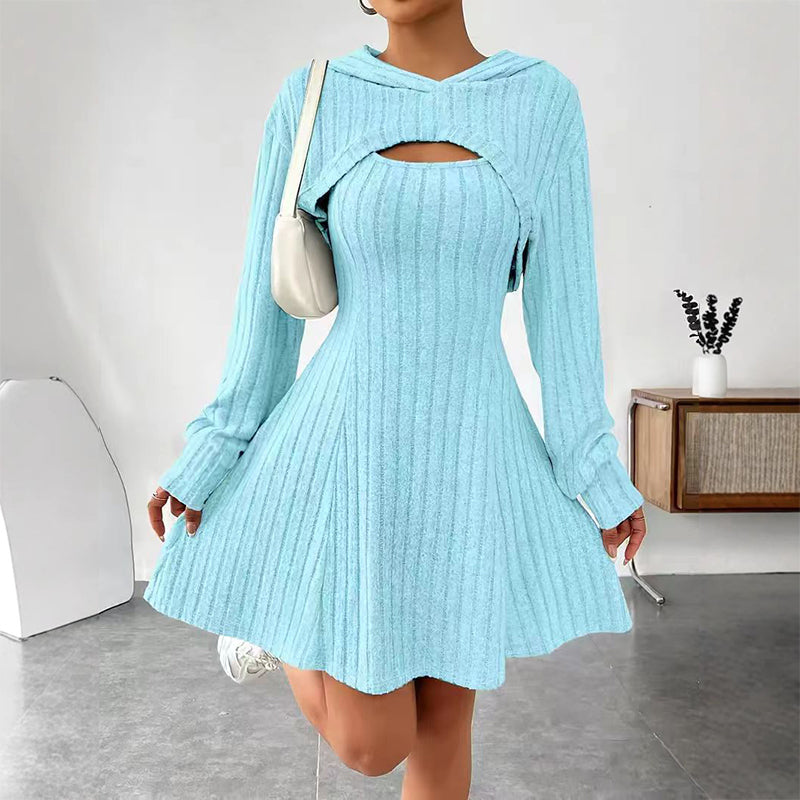 Mirellia - Vestido mini em malha com capuz e recortes